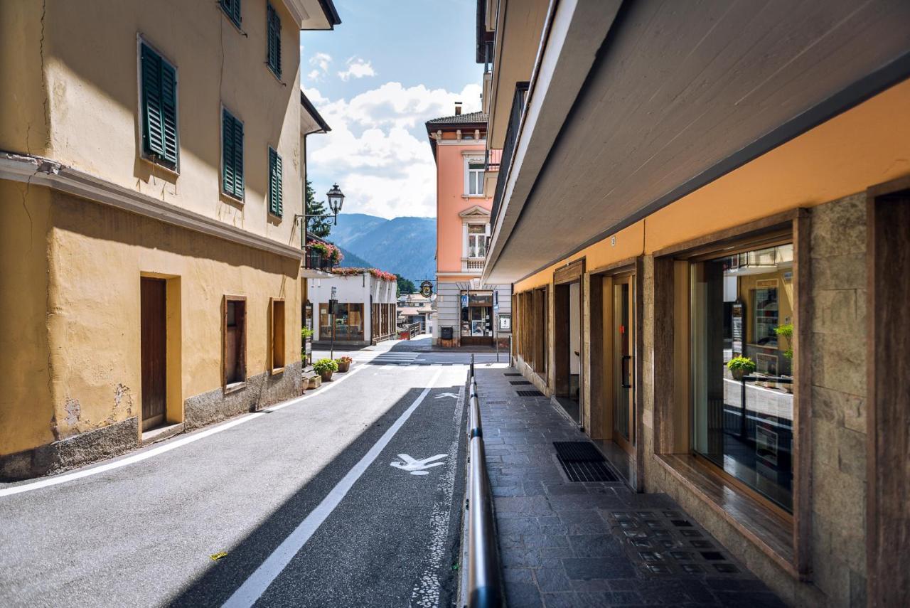 Cauriol Suites 2.3 Cavalese Exterior foto